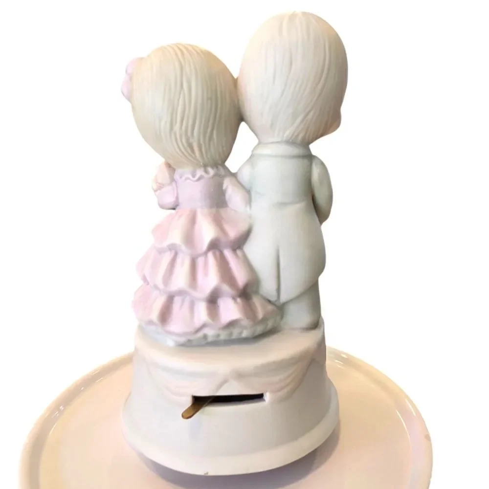 Vintage Musical Turning Cake Topper Ceramic Boy & Girl Pastel Wind Up Box